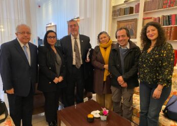 Presidente se reúne con la guatemalteca Mariela- Coline en Bélgica