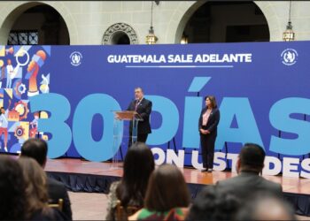 Presidente y vicepresidenta presentan avances de los primeros 30 días de gestión