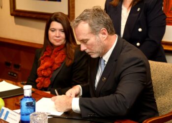 Presidente Arévalo: Acuerdo con Iberia proyectará la imagen turística del país