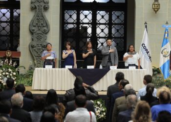 Autoridades conmemoraron Día Nacional de la Dignidad de las Víctimas del Conflicto Armado Interno. /Foto: Gilber García