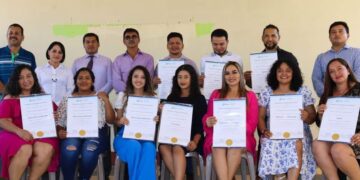 Entregan certificados de competencias a jóvenes en Santa Catarina Mita, Jutiapa
