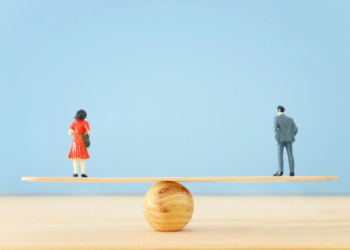 Los textos de internet contienen menor sesgo de género que las imágenes. / Foto: BID.