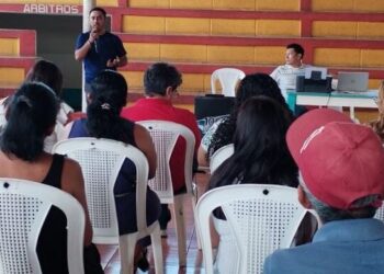 Brindan medidas sanitarias en mercados y establecimientos educativos de Cuyotenango