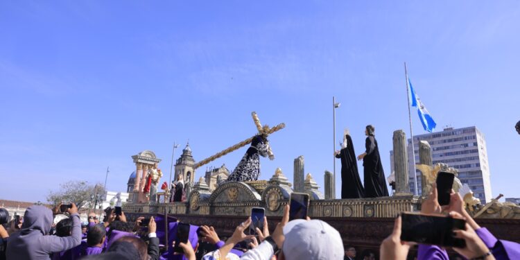 Semana Santa en Guatemala. /Foto: Gilber García