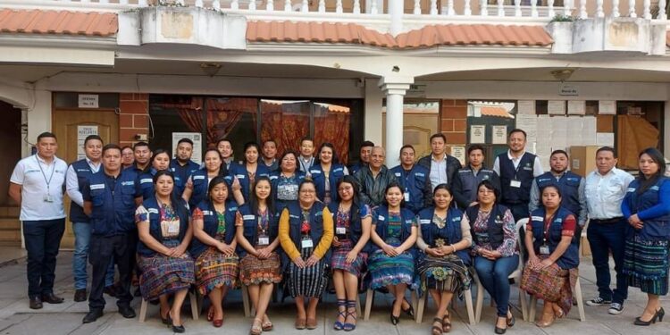Refuerzan estrategias del programa Acompáñame a Crecer en Totonicapán