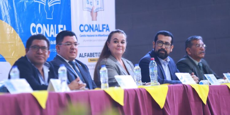 Ministra de Educación participa en lanzamiento de proceso de alfabetización 2024