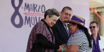 La doctora Lucrecia Peinado participó en el acto de conmemoración del Día Internacional de la Mujer. /Foto: Noé Pérez