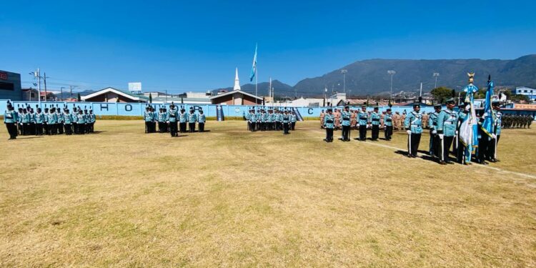 Conmemoran 60 aniversario del Instituto Adolfo V. Hall de Occidente