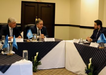 Autoridades de la ONU y Copadeh dialogan sobre la protección de derechos humanos. /Foto: Copadeh