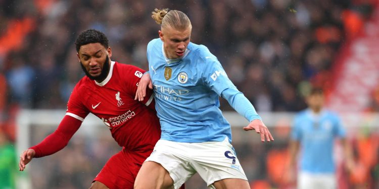 El Liverpool y el City dejan líder al Arsenal