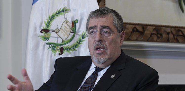 Presidente César Bernardo Arévalo de León. / Foto: EFE.