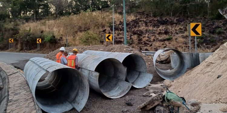 CIV agiliza reparación de tramos carreteros hacia El Salvador