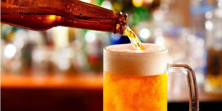 Inteligencia artificial es utilizada en análisis de la cerveza. / Foto: El Financiero.