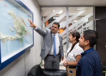 Delegación del INE participó en capacitación en Dominicana. / Foto: INE.