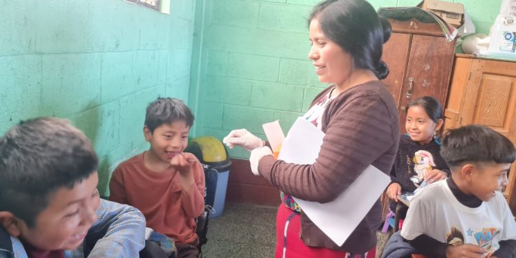 Campaña de desparasitación llega a Quiché. / Foto: MSPAS.