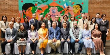 Empresarios taiwaneses fortalecen vínculos con productores de café de Guatemala.