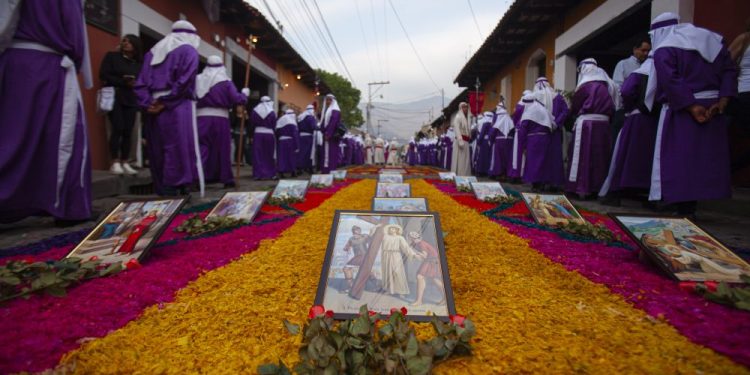 Liwy Grazioso: “La Semana Santa mantiene viva la llama de nuestras tradiciones”