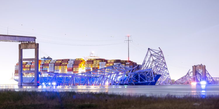 El puente Francis Scott Key, en Baltimore, colapsó por choque de carguero. / Foto: EFE.