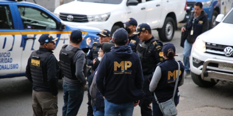 Despliegue de autoridad en el sector 11 del Preventivo para Varones