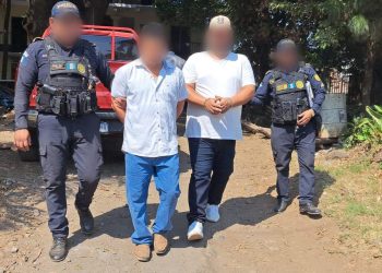 Operación policial: interceptan autobús con migrantes en ruta hacia Palín