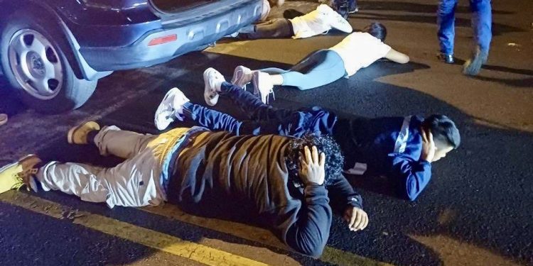 Agentes de la DEIC detuvieron a uno de los líderes de la mara Salvatrucha. /Foto: PNC