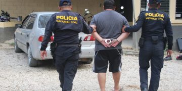 Capturado presunto coyote en operativo policial durante Semana Santa