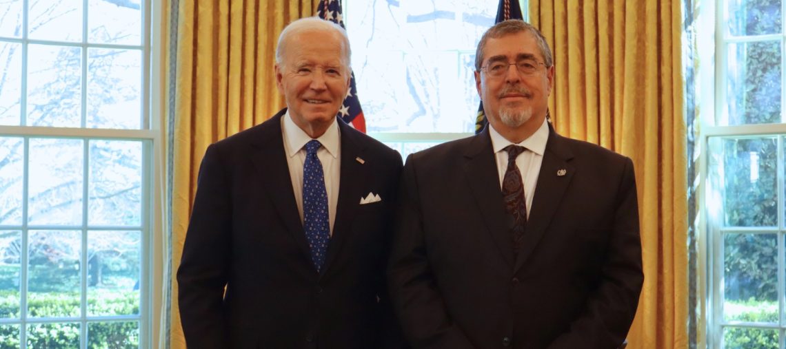 Los presidentes de Guatemala, Bernardo Arévalo y Estados Unidos, Joe Biden. / Foto: Lourdes Hércules.