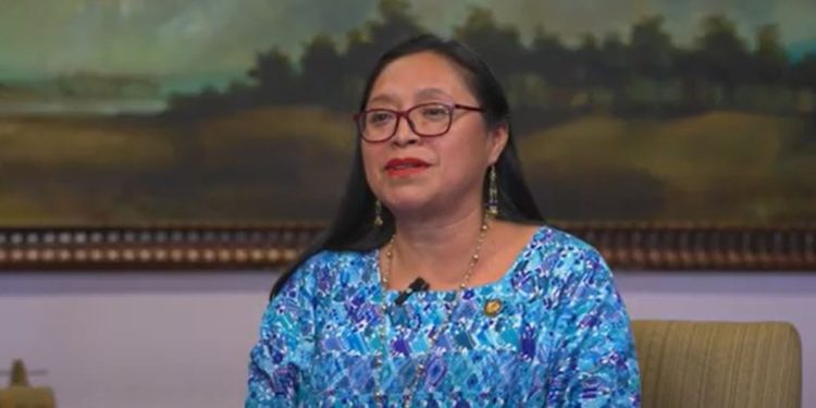 Romelia Mo, Viceministra de Educación, reafirma su compromiso con la equidad educativa y el empoderamiento de las mujeres y niñas en Guatemala. / Foto: Gobierno de Guatemala.