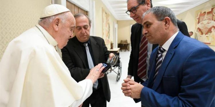 El Papa pide el don de la paz en esta Semana Santa