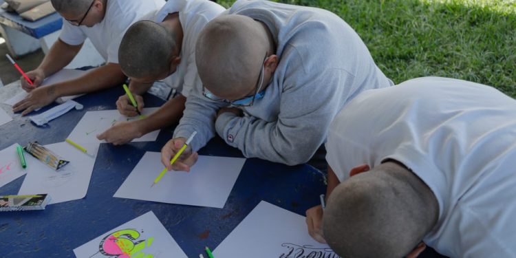 Plantean modificar la atención a los jóvenes de Gaviotas