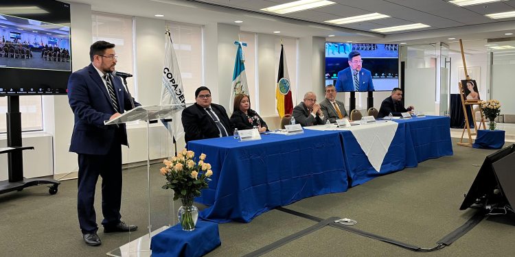 Presidente ofrece disculpas públicas a familia de María Isabel Véliz Franco