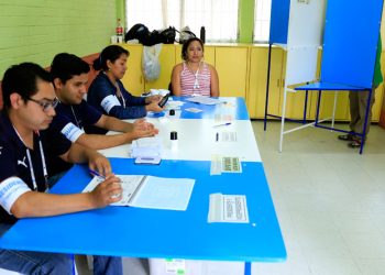 Migrantes envían propuestas para voto en el extranjero. / Foto: DCA.
