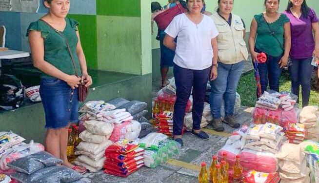 Entrega de alimentos a madres con hijos que viven con desnutrición aguda. / Foto: MAGA.
