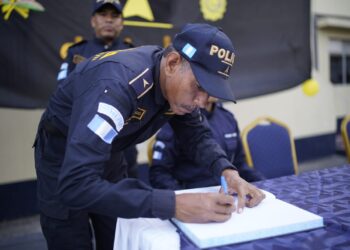 Despidiendo a un héroe: oficial Corado se retira tras 24 años de servicio