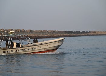 Interceptan la segunda embarcación con posibles productos ilícitos de este año en aguas del Pacífico