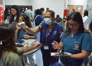 Realizan jornada de donación de sangre en la universidad Mariano Gálvez