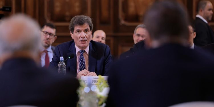 José Fernández encabeza el Diálogo Económico de Alto Nivel entre los Estados Unidos y Guatemala. /Foto: Gilber García