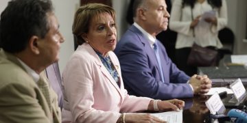 La ministra del MICIVI, explicó el trabajo de investigación que se desarrolla en Fopavi. /Foto: Dickéns Zamora