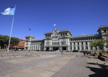 La vicepresidencia aclaró que no ha hecho reclutamientos y menos cobros por ello. /Foto: Gilber García