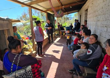 La UPCV impulsa charlas de convivencia en Santa María Xalapán, Jalapa