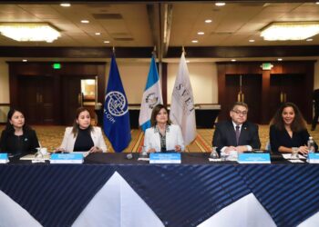 Autoridades participaron en la primera reunión de la Comisión Interinstitucional contra la Trata de Personas. /Foto: Vicepresidencia de la República.