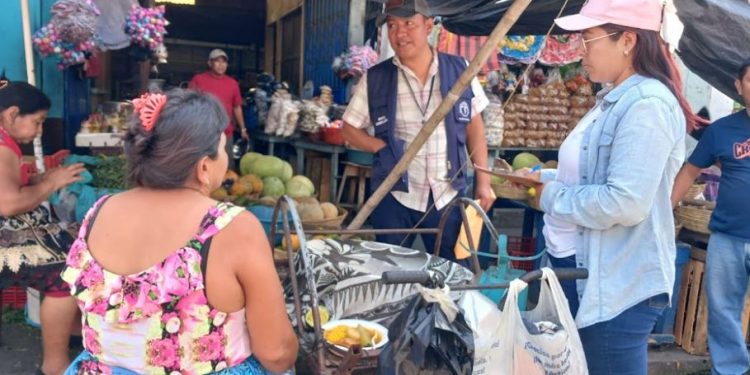 Inspeccionan ventas de alimentos en San Antonio, Suchitepéquez