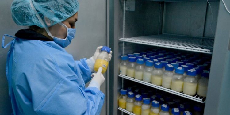 Bancos de leche materna ayudan a salvar cientos de vidas. / Foto: MSPAS.