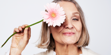 La menopausia suele tratarse con métodos hormonales, señala la publicación. / Foto: LETI Pharma.