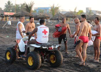 Cuerpo de Salvamento del IGSS en alerta durante la Semana Santa