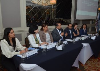 Distintas entidades se reúnen para velar por acciones en favor de la salud. /Foto: MSPAS