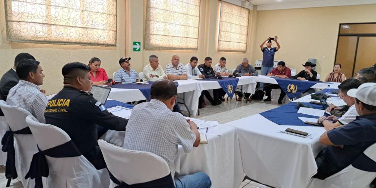 Coordinan mesa técnica de seguridad ciudadana en San Rosa
