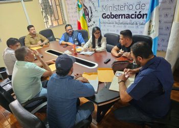 Dan seguimiento a proyectos de infraestructura vial, salud, educación, desarrollo económico y social en Jalapa