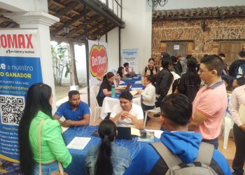 Más de 200 plazas de trabajo durante Feria de Empleo Nacional en Jalapa