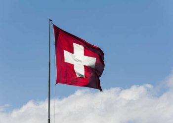 Suiza podría someter a referéndum su tradicional neutralidad en asuntos internacionales